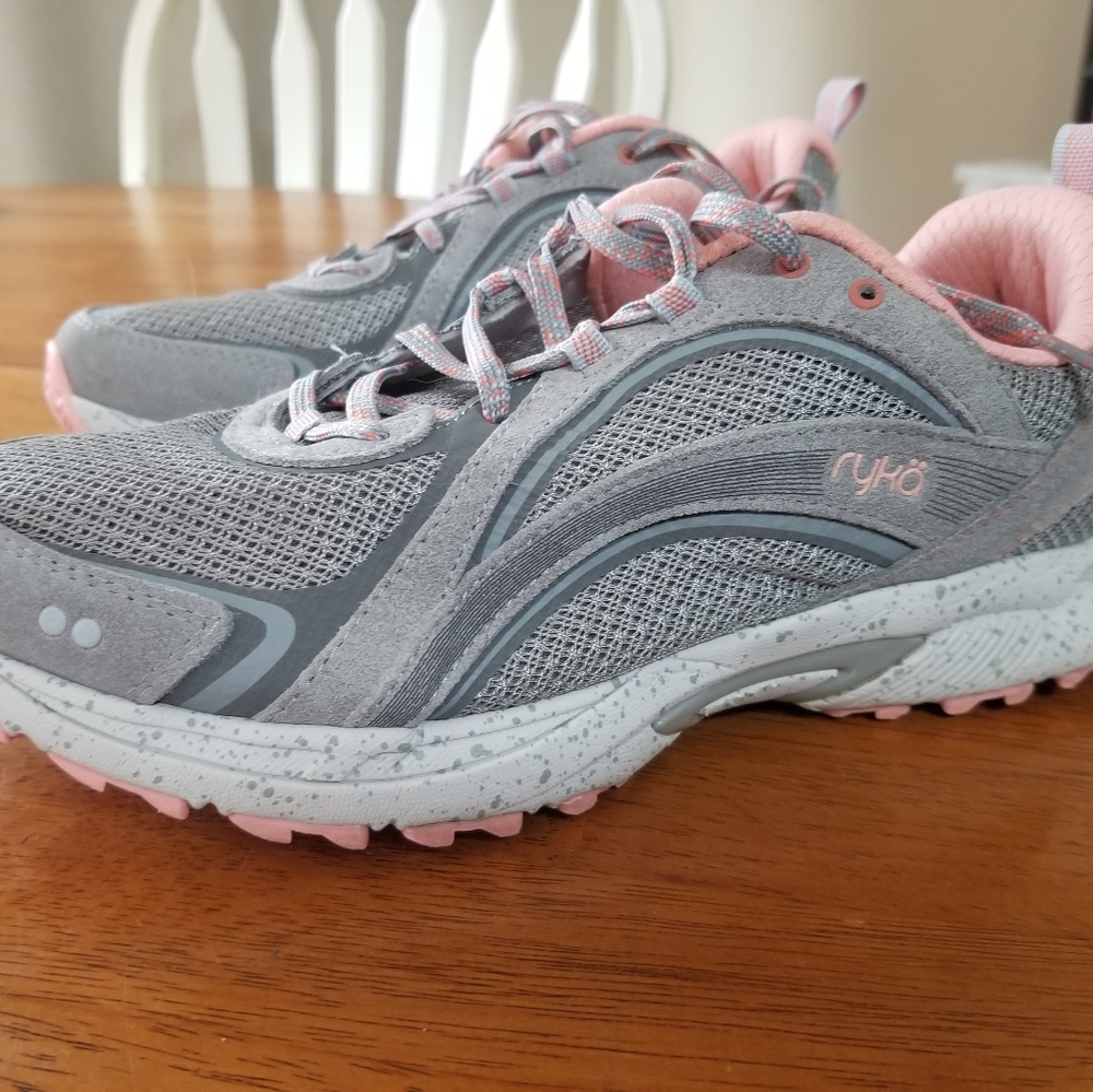 RYKA Sneakers